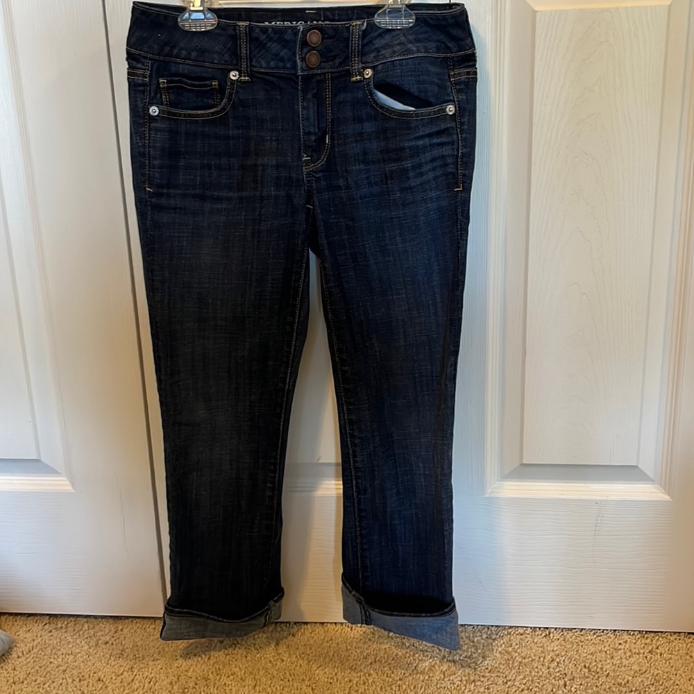 American Eagle Denim Cropped Jeans.